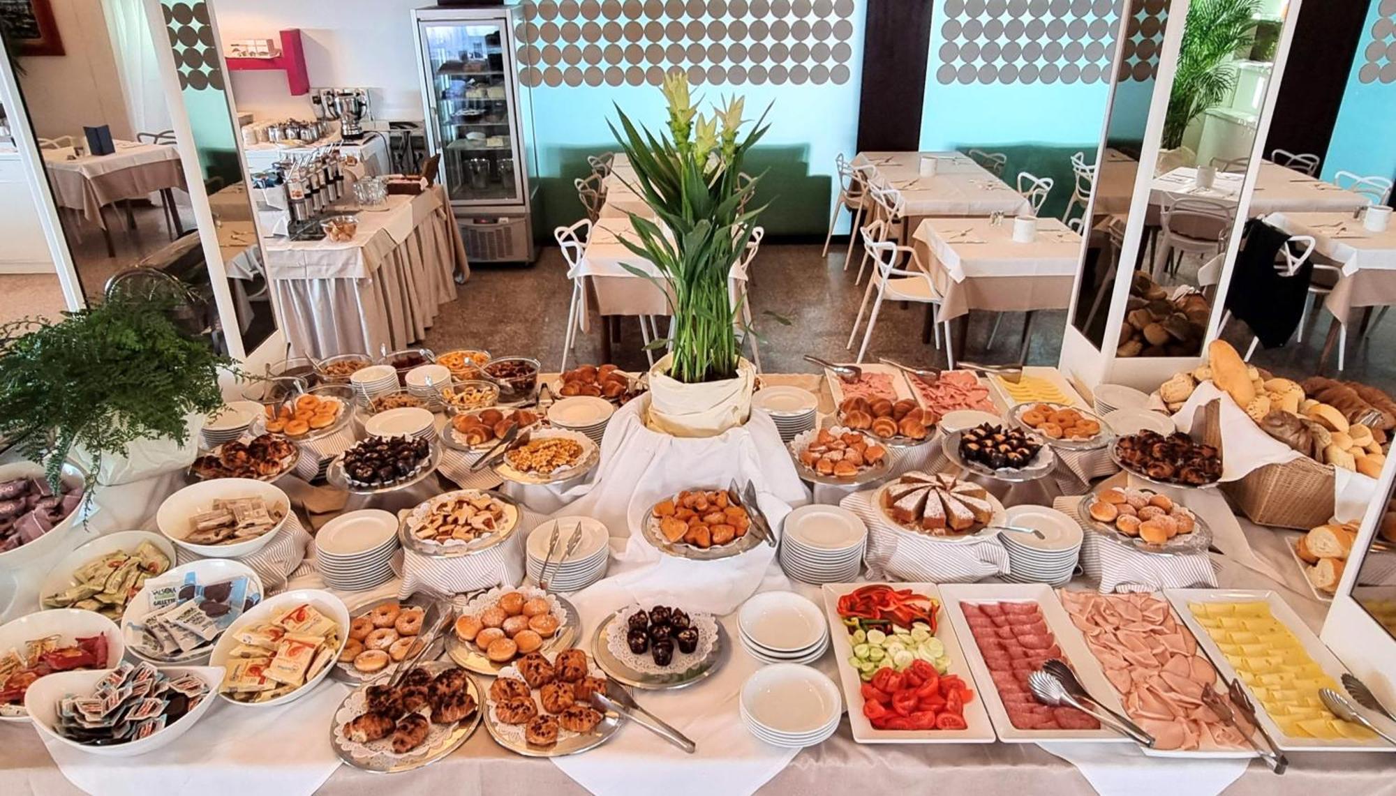 Hotel Bristol Lignano Sabbiadoro Eksteriør bilde