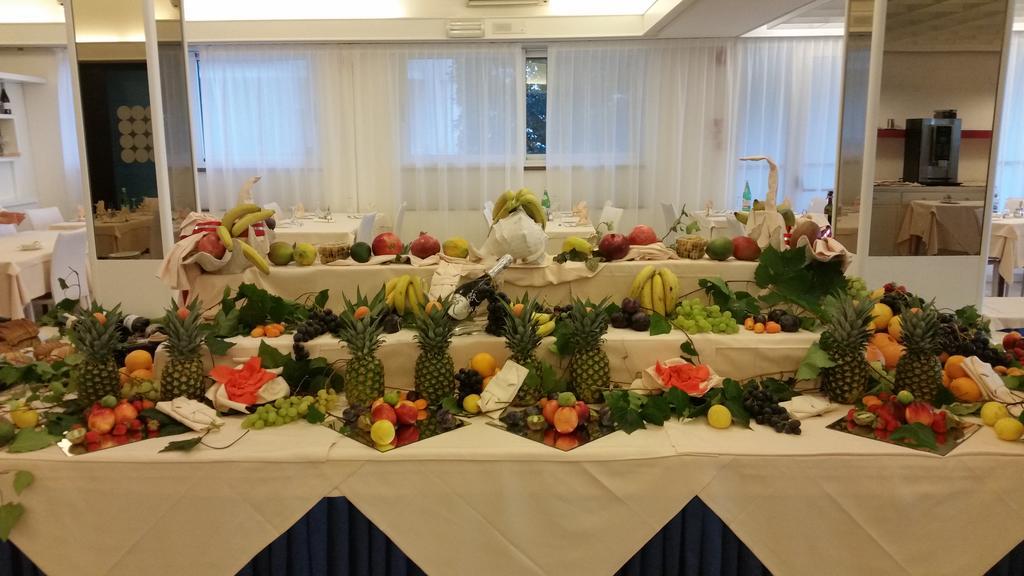 Hotel Bristol Lignano Sabbiadoro Eksteriør bilde