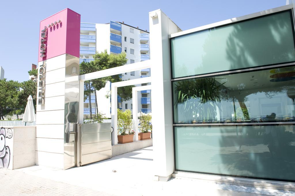 Hotel Bristol Lignano Sabbiadoro Eksteriør bilde